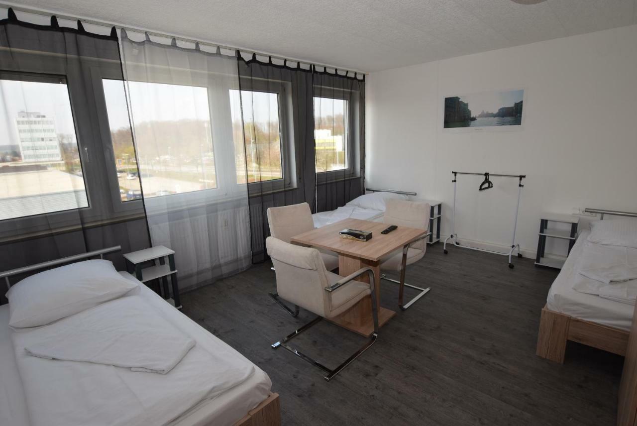 Monteurzimmer Messe Airport Wolfschlugen Екстер'єр фото